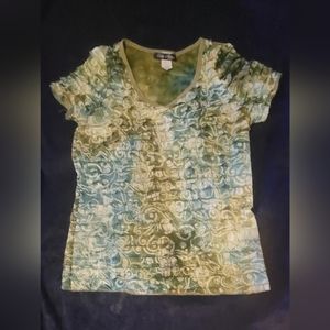 🔥🔥HP🔥🔥9-11-23🔥🔥NWOT WOMENS ONLY NINE PETITE TOP GREEN RUFFLED SIZE PS